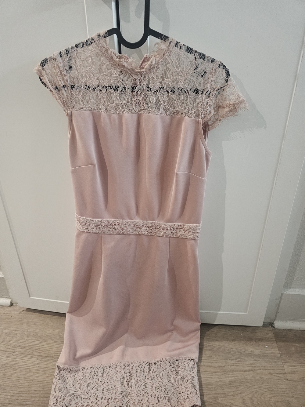 Dorothy Perkins Blush Pink Lace Midi Dress